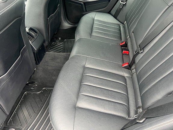 Mercedes-Benz E220 d 8 of 11