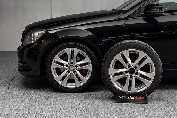 Mercedes-Benz C-Klasse 5 of 5