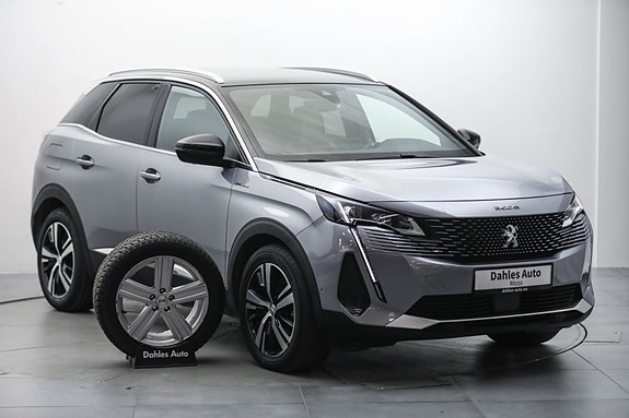 Peugeot 3008 2 of 5