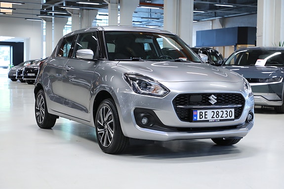 Suzuki Swift 2 of 5