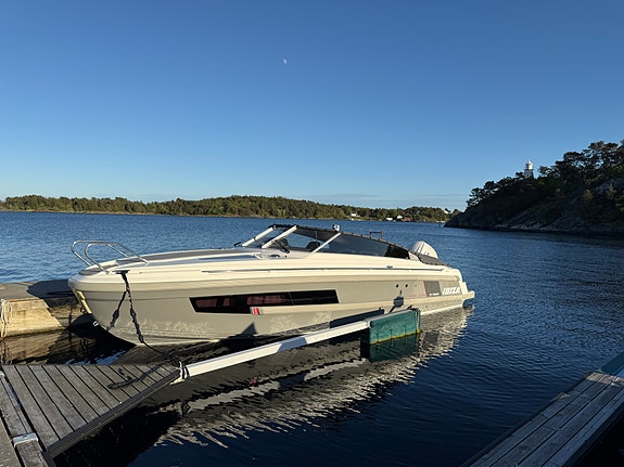 Ibiza 911 Touring Special Edition 2021 – Yamaha 425 XTO V8 2 of 5