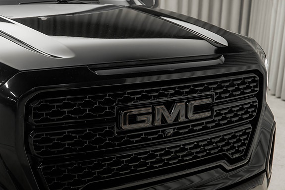 GMC Sierra 5 of 5