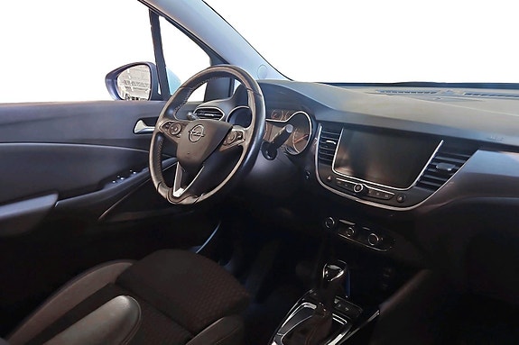 Opel Crossland X 23 of 25