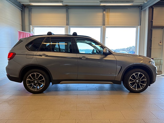 BMW X5 4 of 5