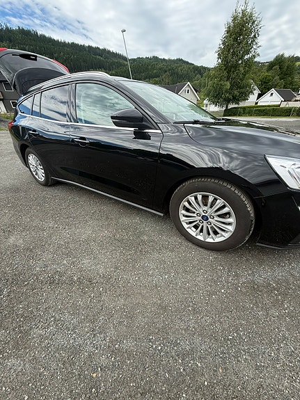 Ford Focus 5 of 5