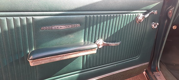 Pontiac Andre 25 of 30