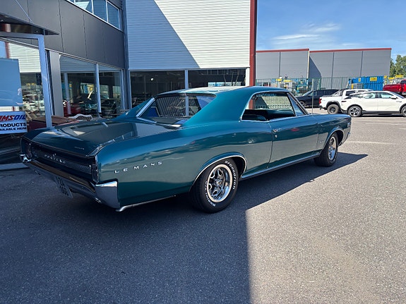Pontiac Andre 7 of 30