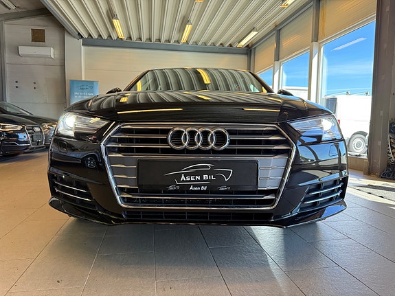 Audi A4 3 of 24