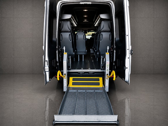 Mercedes-Benz Sprinter 5 of 5