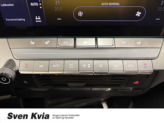 Opel Astra 30 of 30