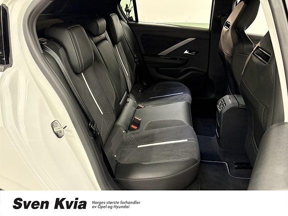 Opel Astra 16 of 30