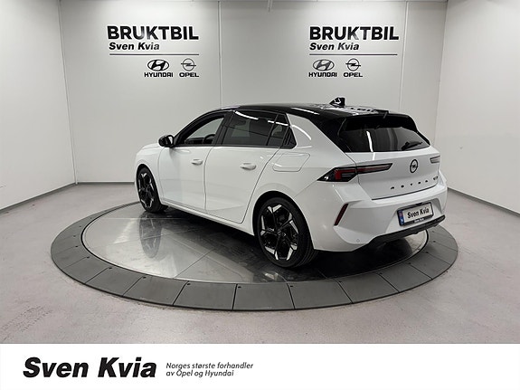 Opel Astra 3 of 5