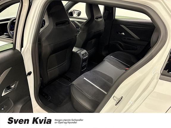 Opel Astra 13 of 30