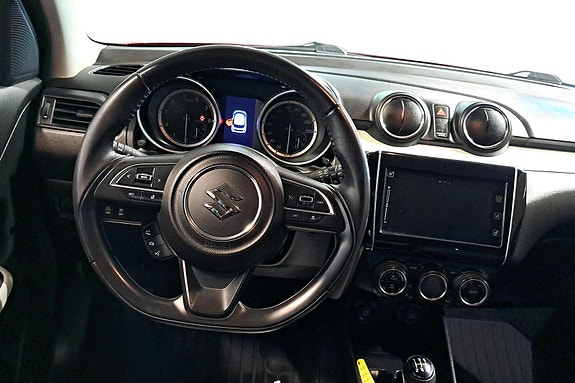 Suzuki Swift 6 of 26