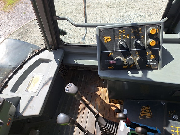JCB Fastrac 155-65 20 of 30