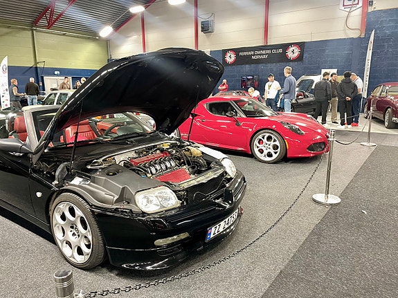 Alfa Romeo Spider 4 of 5