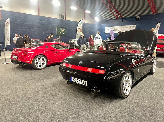 Alfa Romeo Spider 3 of 5