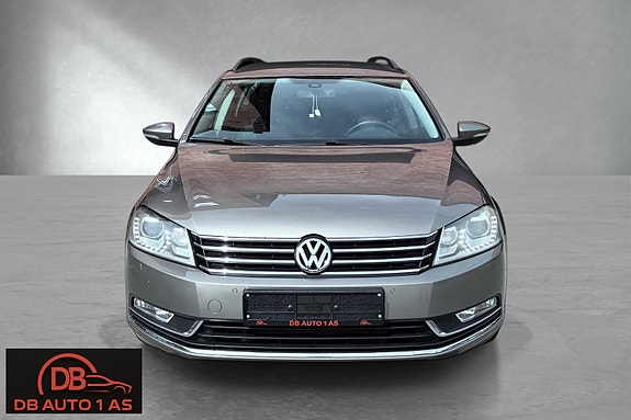 Volkswagen Passat 2 of 5