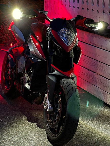 MV Agusta Rivale 800 2 of 5