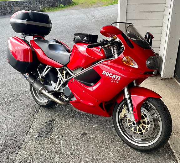 Ducati ST4 2 of 5
