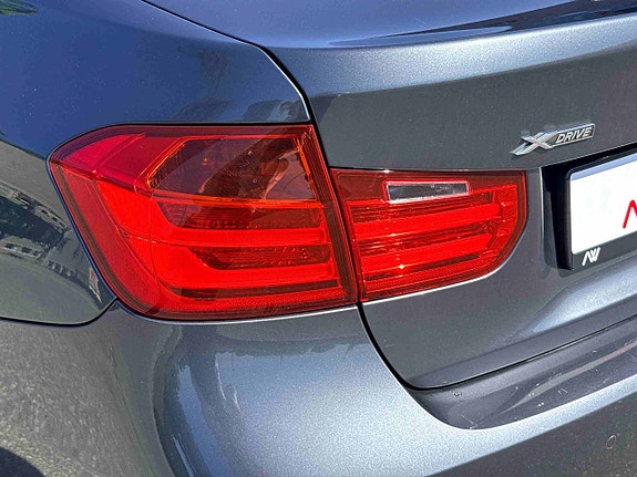 BMW 320xd 7 of 30