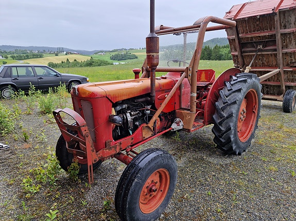 Volvo Buster 400 3 of 5