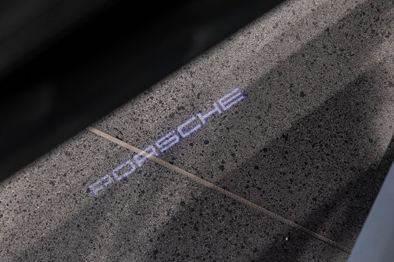 Porsche Taycan Sport Turismo 29 of 30