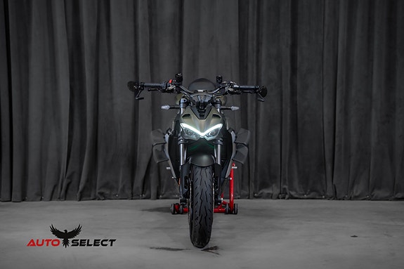 Ducati Streetfighter V2 Storm Green / Austin Racing / CNC Clut 2 of 5