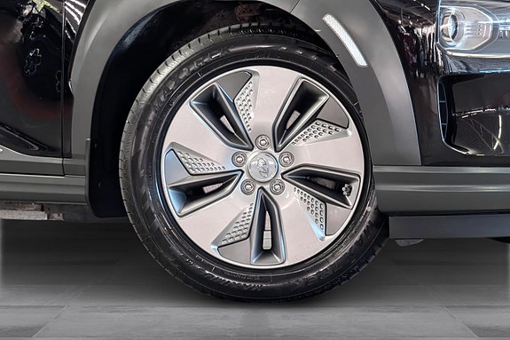 Hyundai Kona 3 of 5