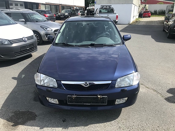 Mazda 323 3 of 5