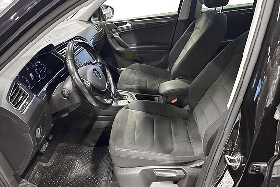 Volkswagen Tiguan 5 of 5