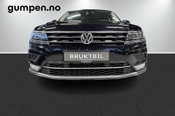 Volkswagen Tiguan 4 of 5