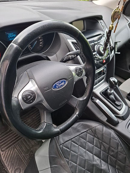 Ford Focus 4 of 5