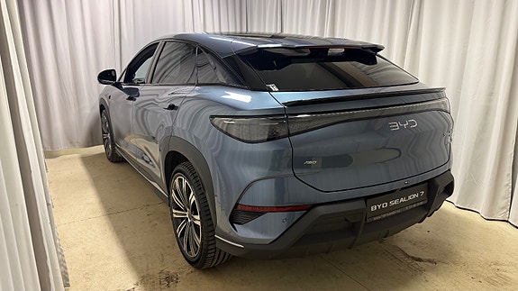 BYD Sealion 7 10 of 30