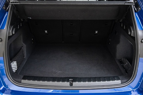 BMW iX1 22 of 22