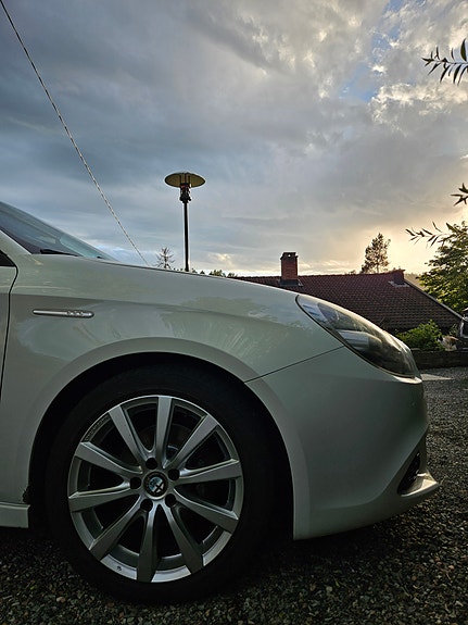 Alfa Romeo Giulietta 4 of 5
