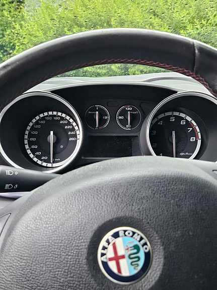 Alfa Romeo Giulietta 7 of 14