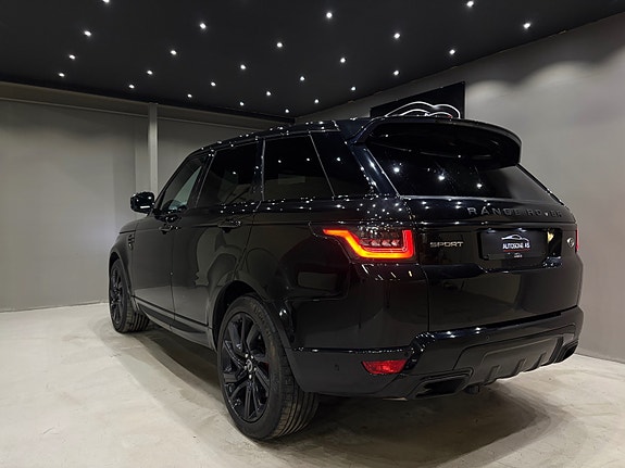 Land Rover Range Rover Sport 8 of 30