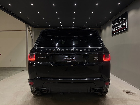 Land Rover Range Rover Sport 11 of 30