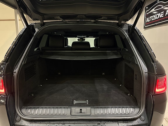 Land Rover Range Rover Sport 14 of 30