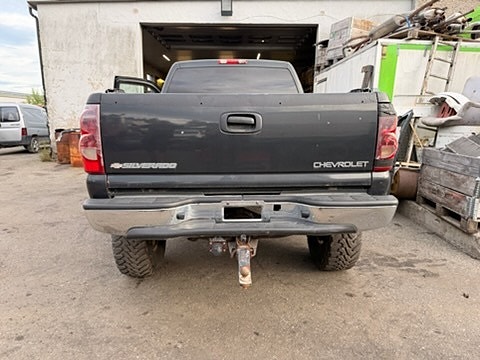 Chevrolet Silverado 5 of 5