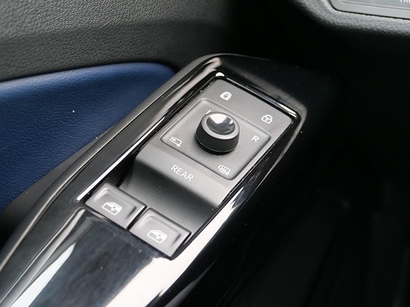 Volkswagen ID.5 GTX 12 of 19