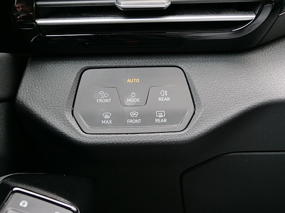 Volkswagen ID.5 GTX 13 of 19