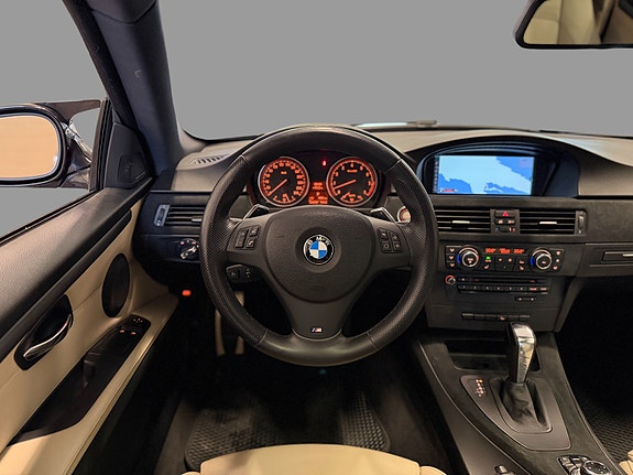 BMW 335i 12 of 30