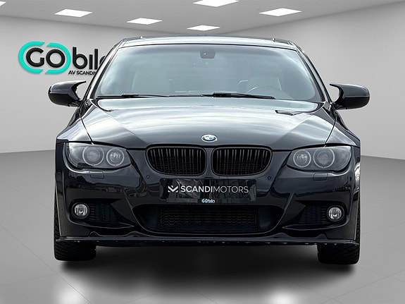 BMW 335i 3 of 30
