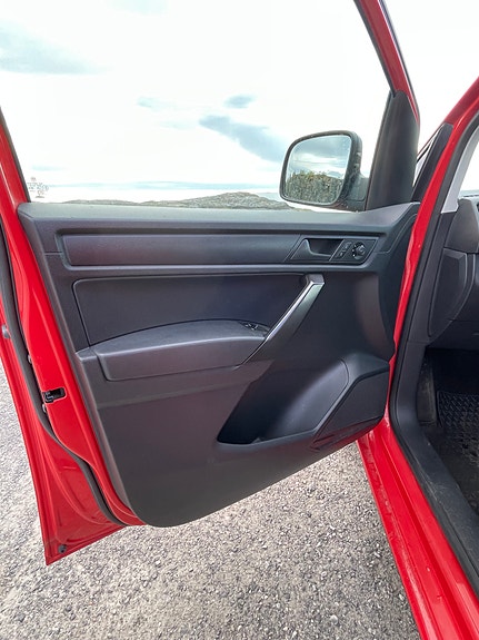 Volkswagen Caddy Maxi 17 of 24