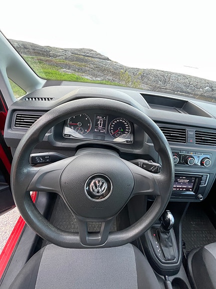 Volkswagen Caddy Maxi 12 of 24