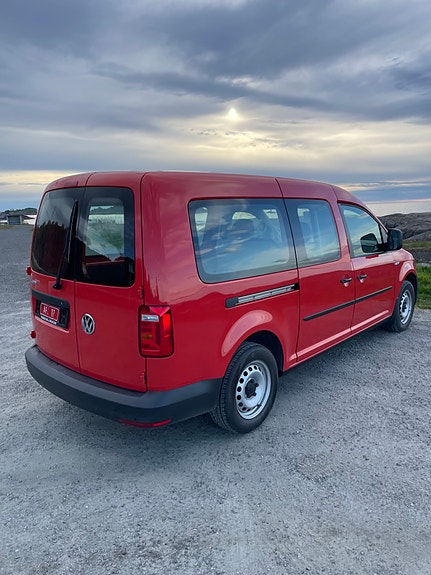 Volkswagen Caddy Maxi 8 of 24