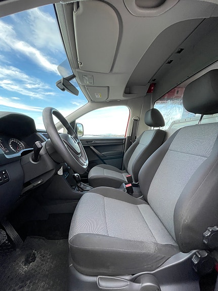 Volkswagen Caddy Maxi 11 of 24