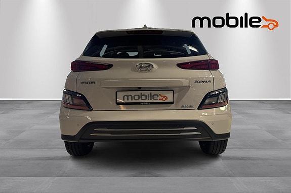 Hyundai Kona 4 of 5